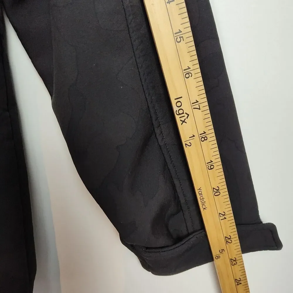 Reebock Full-Zip Jacket Boys Size 14/16 Black Camo Pattern Zipped‎ Pockets